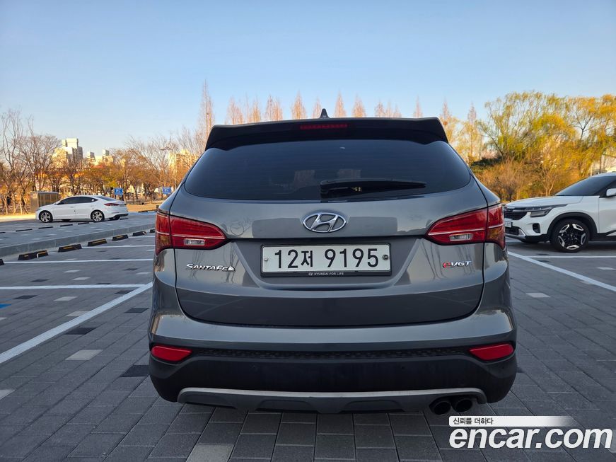 Hyundai Santafe 2015