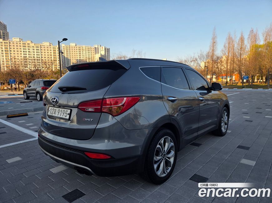Hyundai Santafe 2015
