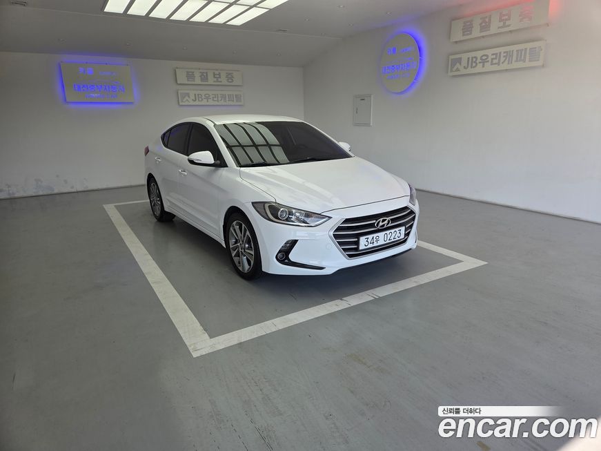 Hyundai AVANTE 2017