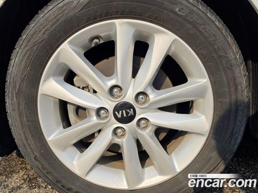 Kia K3 2016