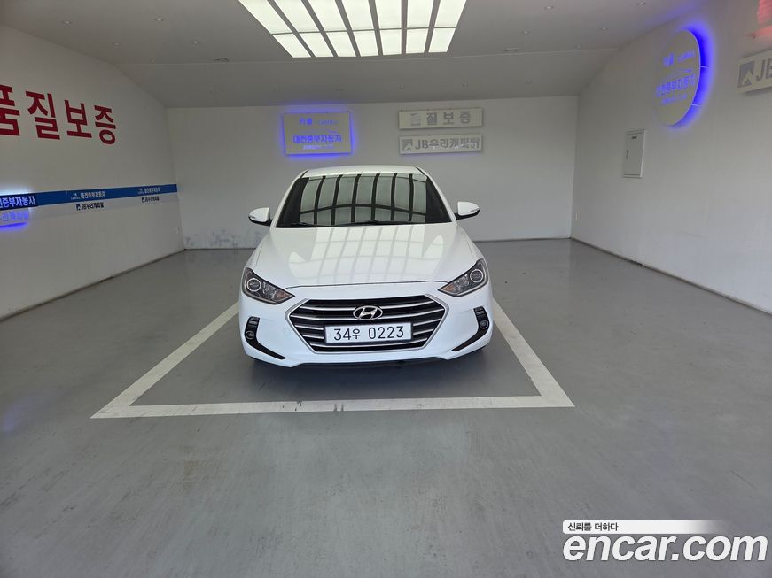 Hyundai AVANTE 2017