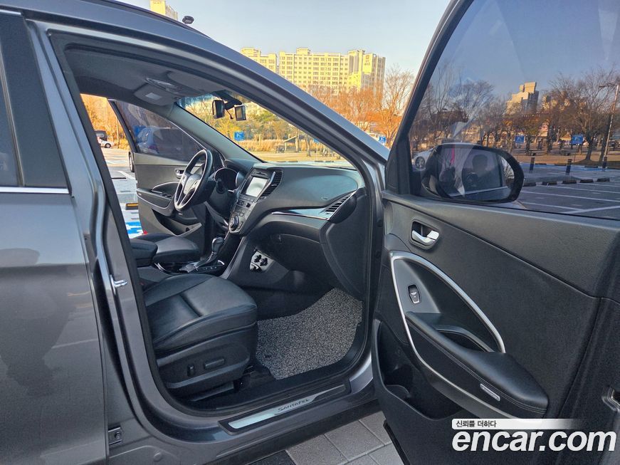 Hyundai Santafe 2015