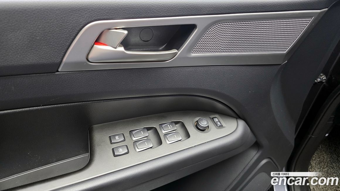 KG_Mobility_Ssangyong Rexton 2019