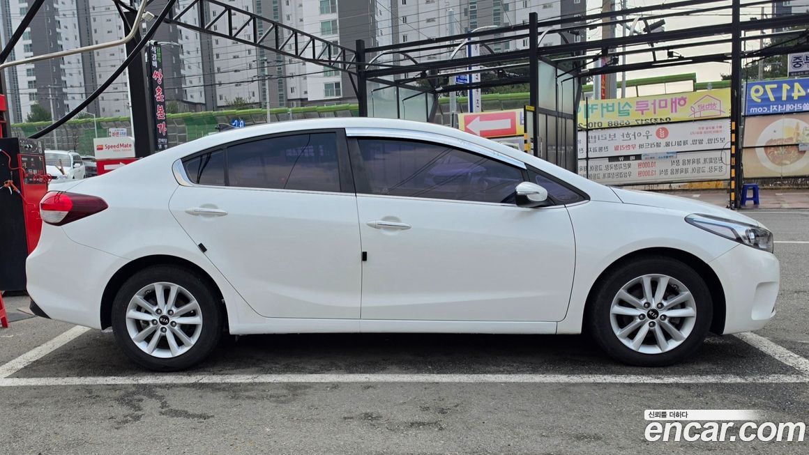 Kia K3 2016