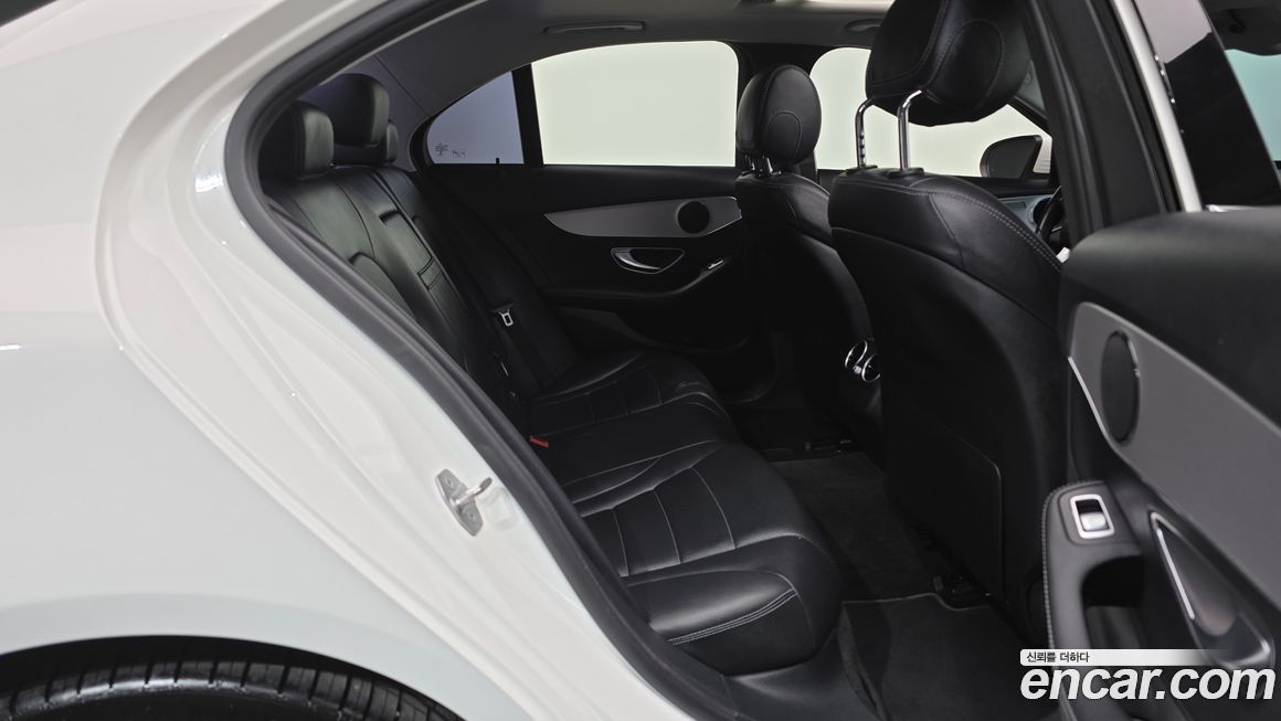 Mercedes-Benz C-Class 2018