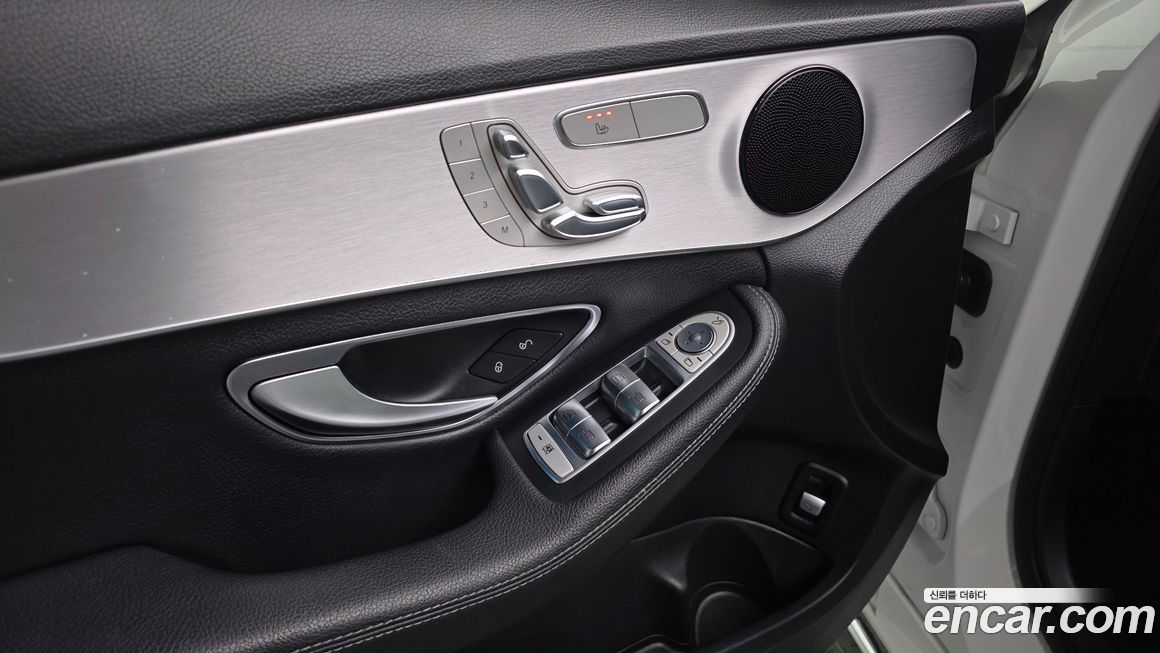 Mercedes-Benz C-Class 2018