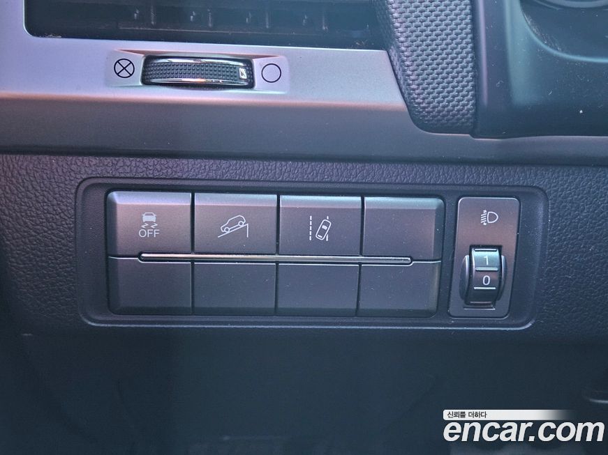 KG_Mobility_Ssangyong Rexton 2019