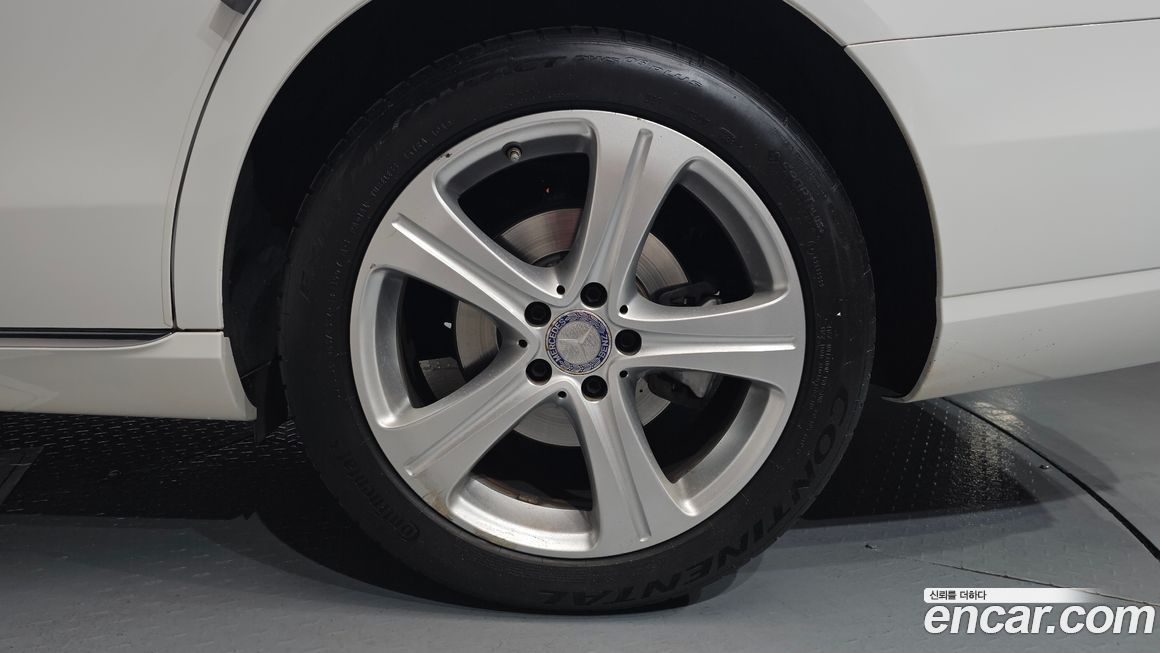 Mercedes-Benz E-Class 2017