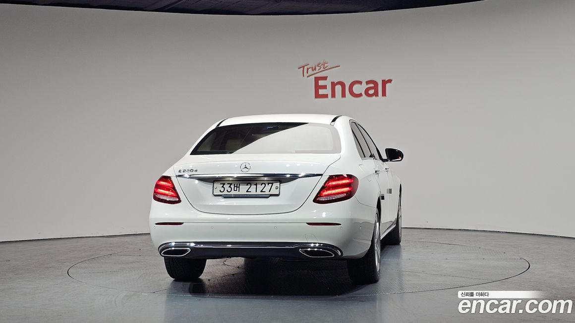 Mercedes-Benz E-Class 2017