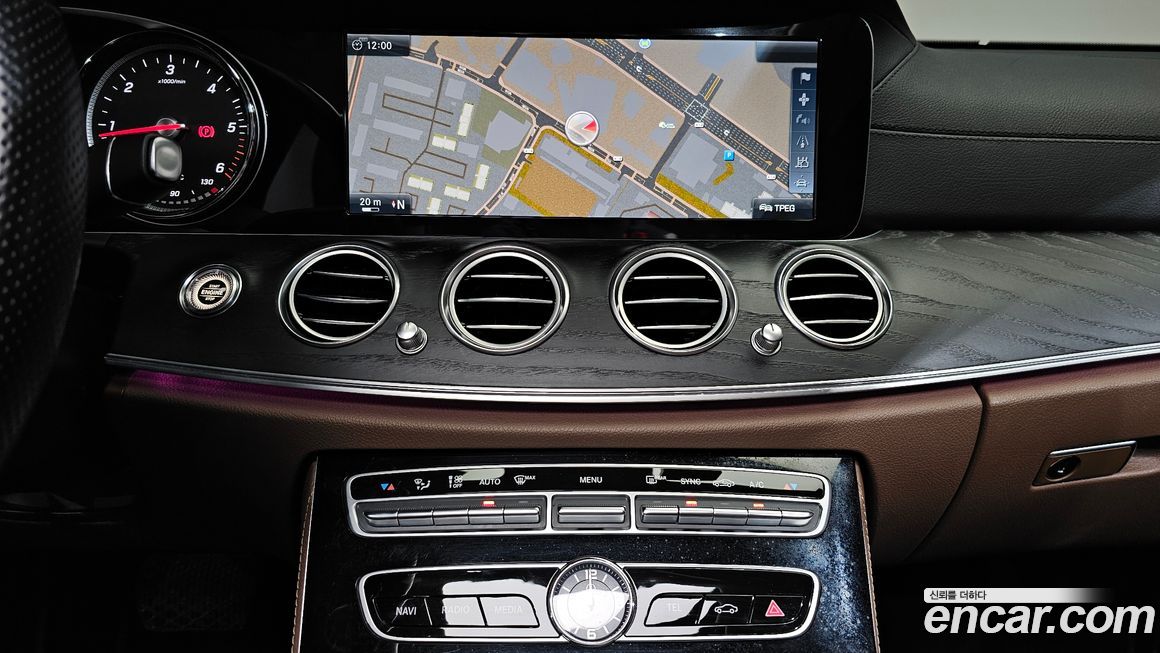 Mercedes-Benz E-Class 2017
