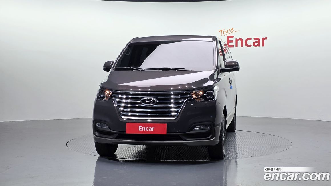 Hyundai Starex 2019