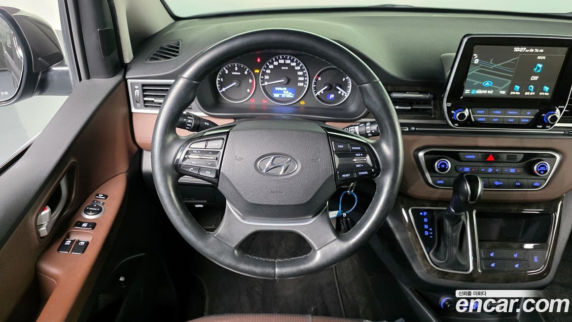 Hyundai Starex 2019