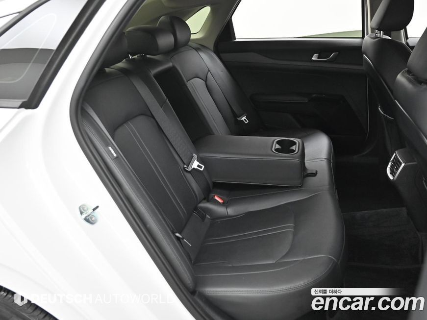 Kia K5 2023