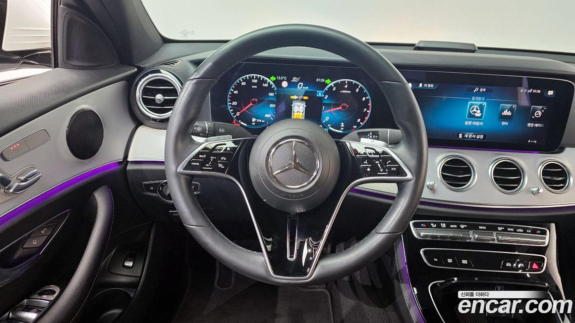 Mercedes-Benz E-Class 2021