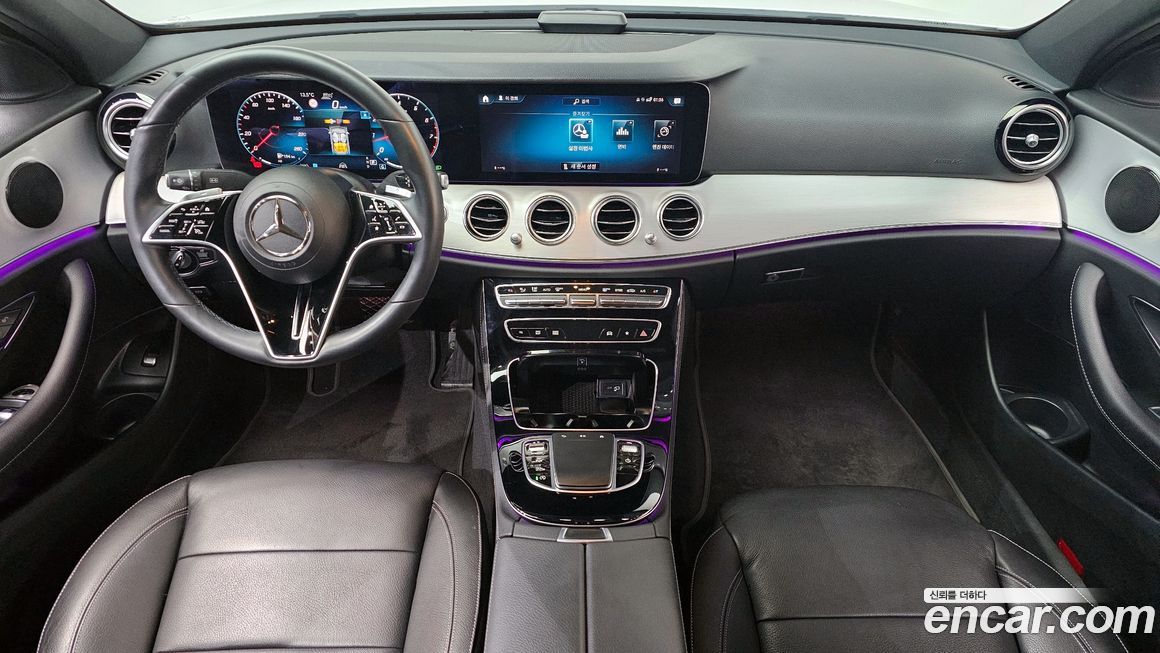 Mercedes-Benz E-Class 2021