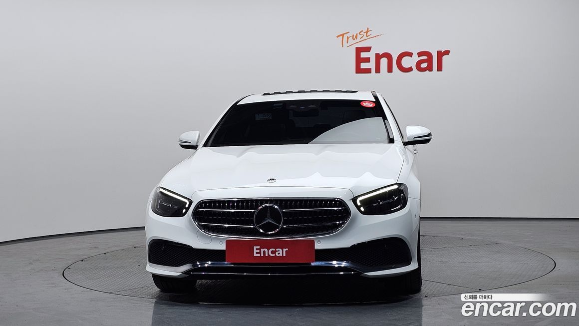 Mercedes-Benz E-Class 2021