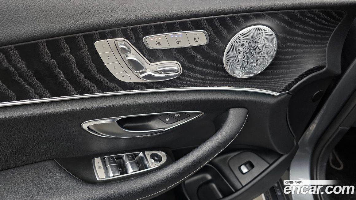 Mercedes-Benz E-Class 2019