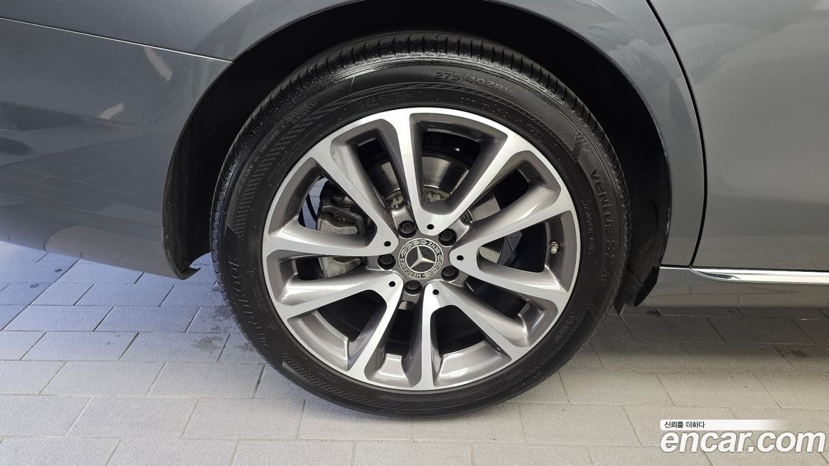 Mercedes-Benz E-Class 2019