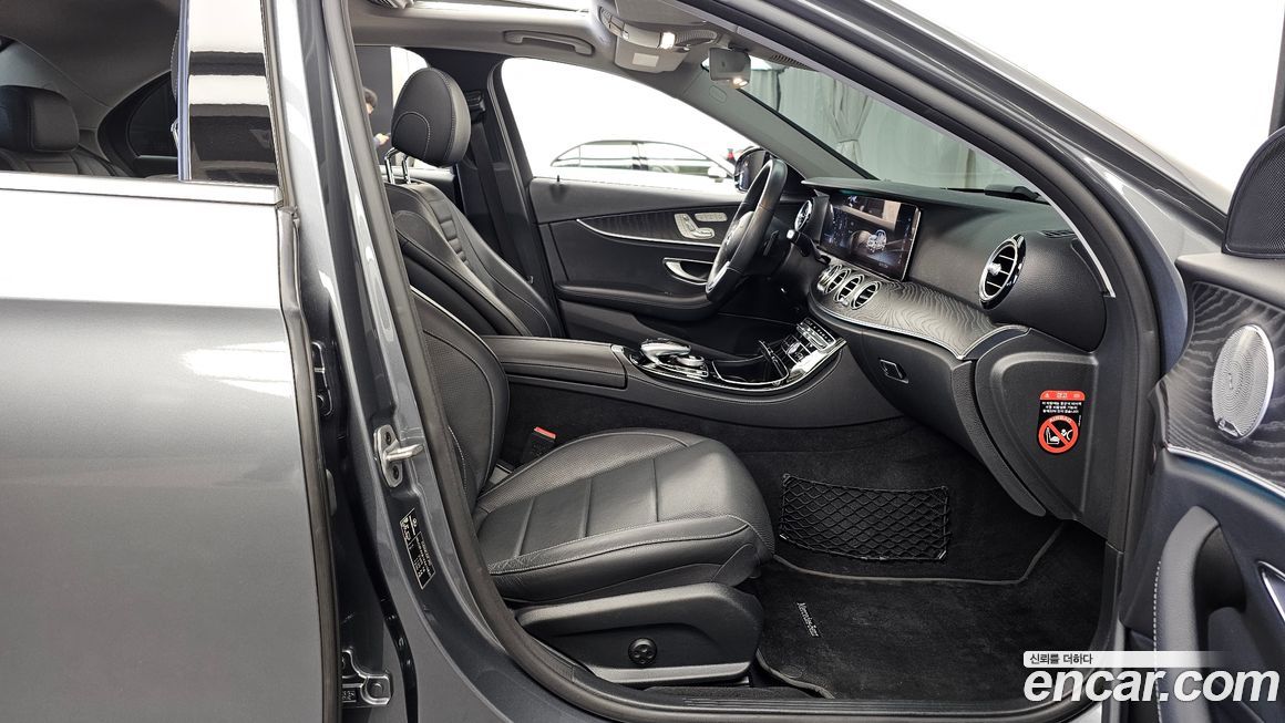 Mercedes-Benz E-Class 2019