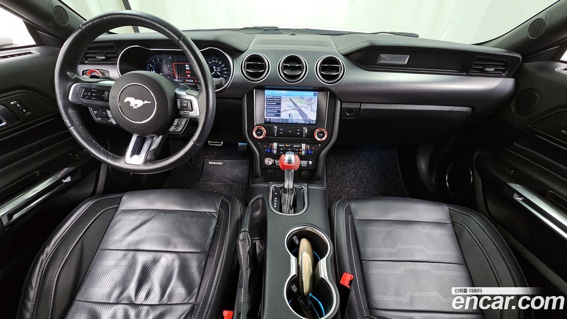 Ford Mustang 2021