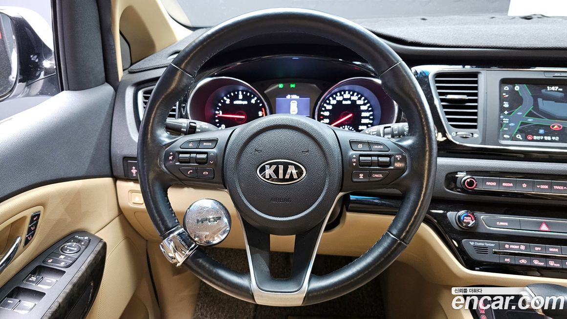 Kia Canival 2019