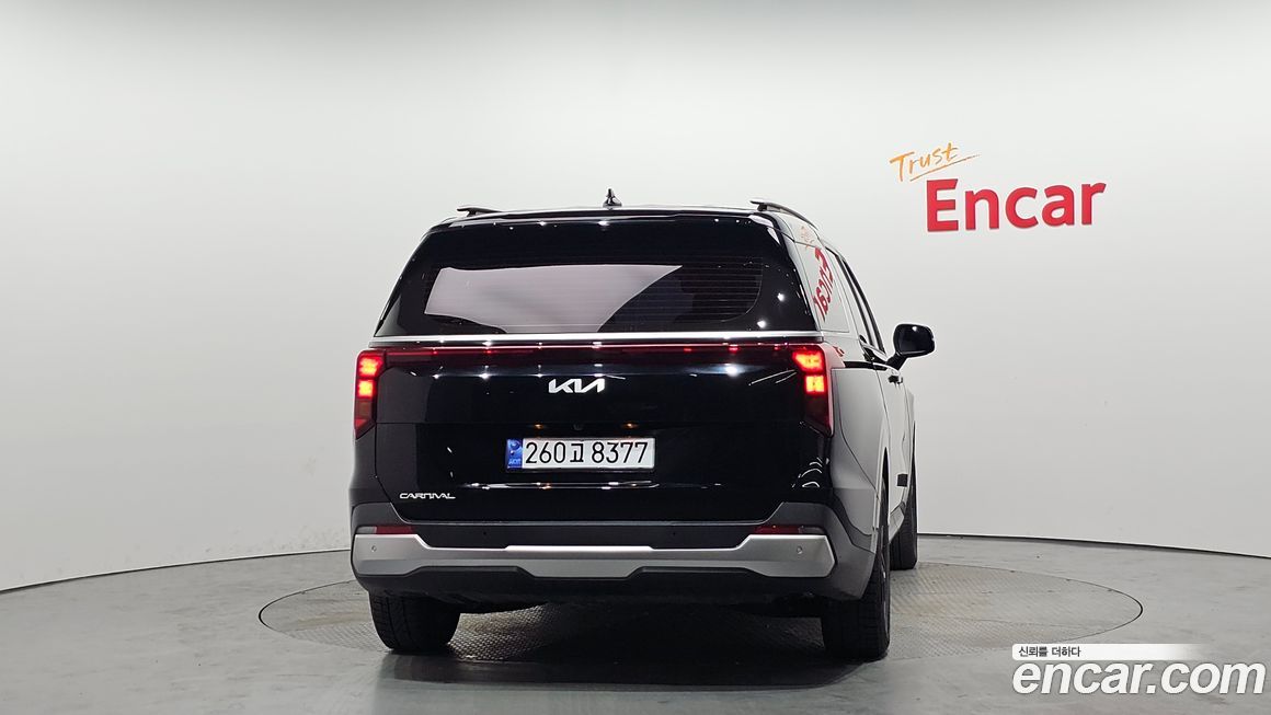 Kia Canival 2024