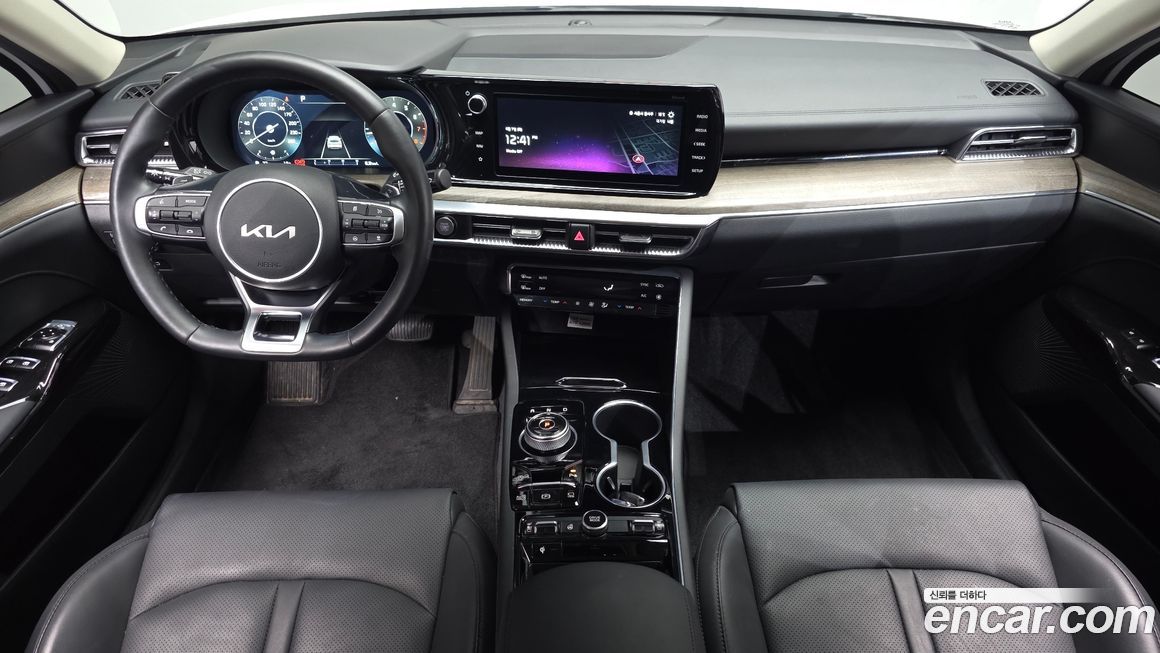 Kia K5 2023