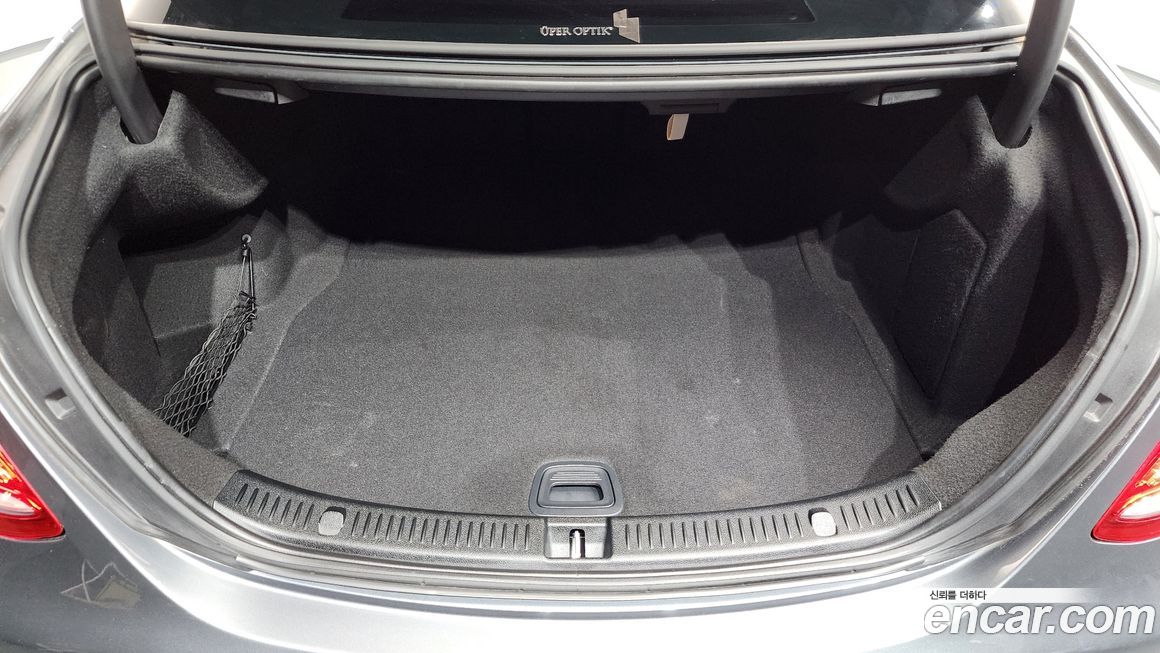 Mercedes-Benz E-Class 2020