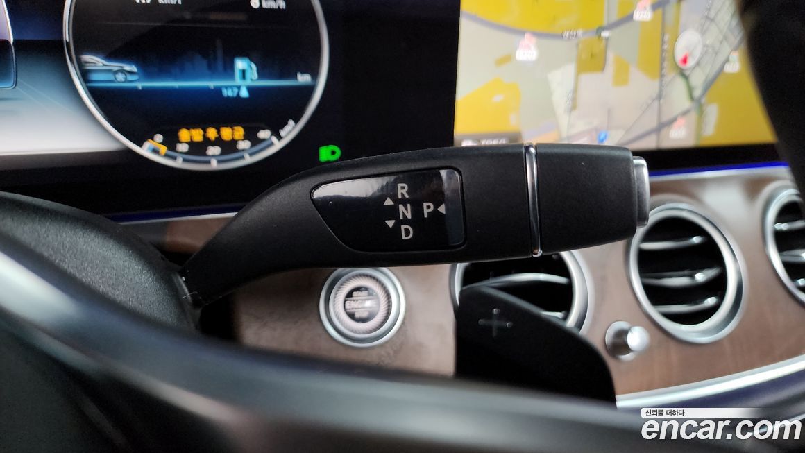 Mercedes-Benz E-Class 2020