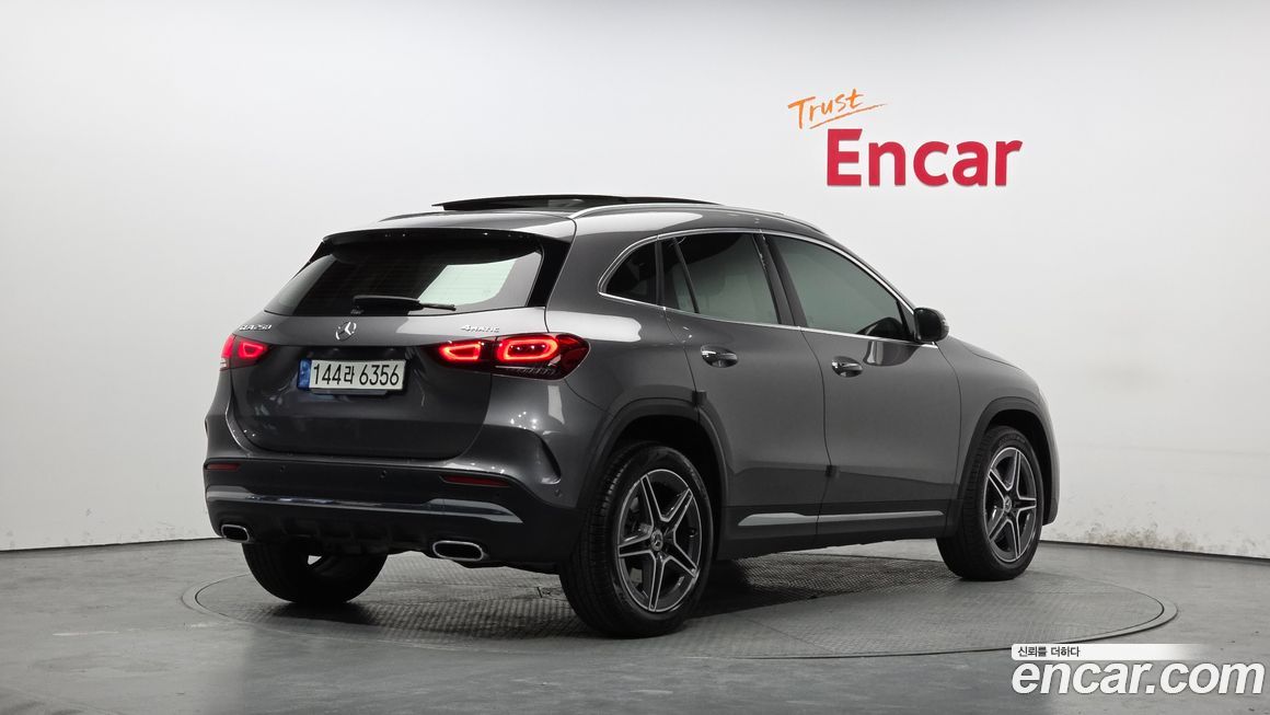 Mercedes-Benz GLA-Class 2020