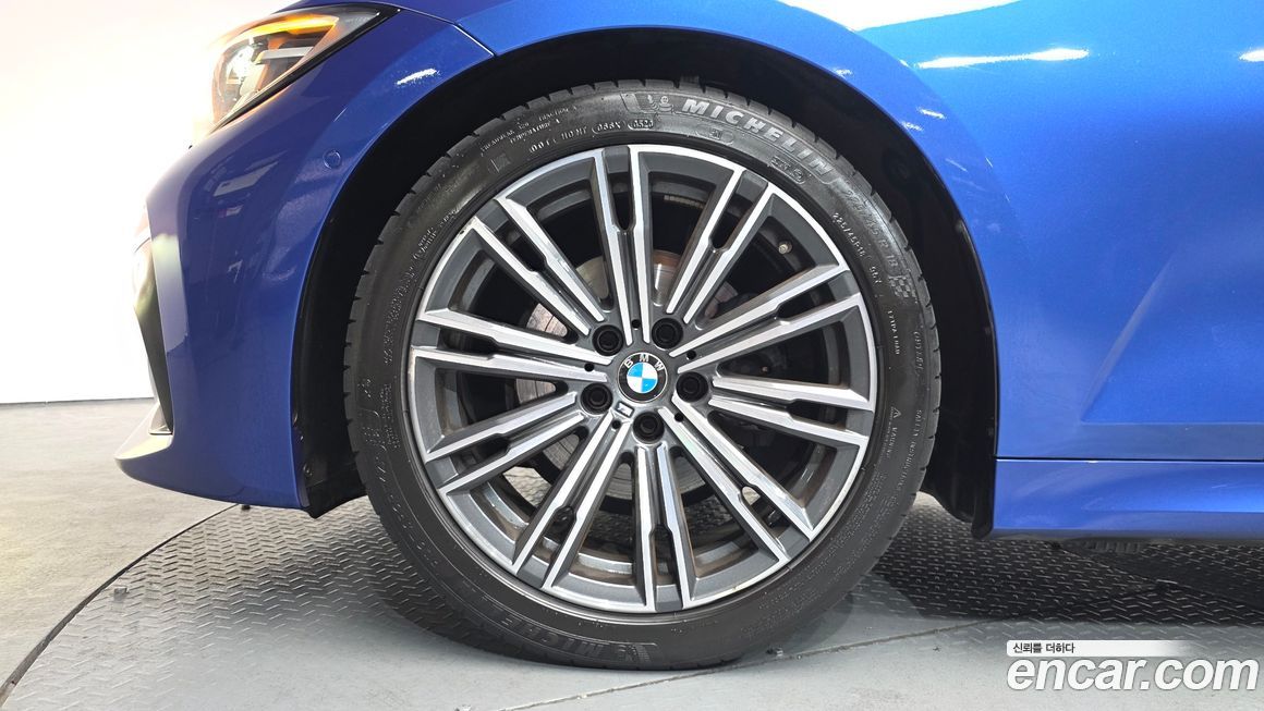 BMW 3-Series 2021