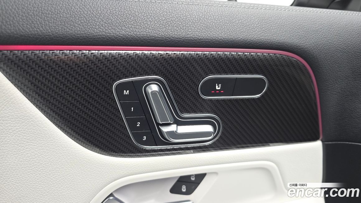 Mercedes-Benz GLA-Class 2020