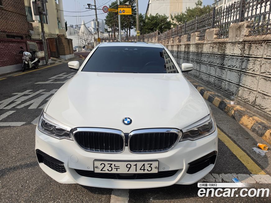 BMW 5-Series 2019