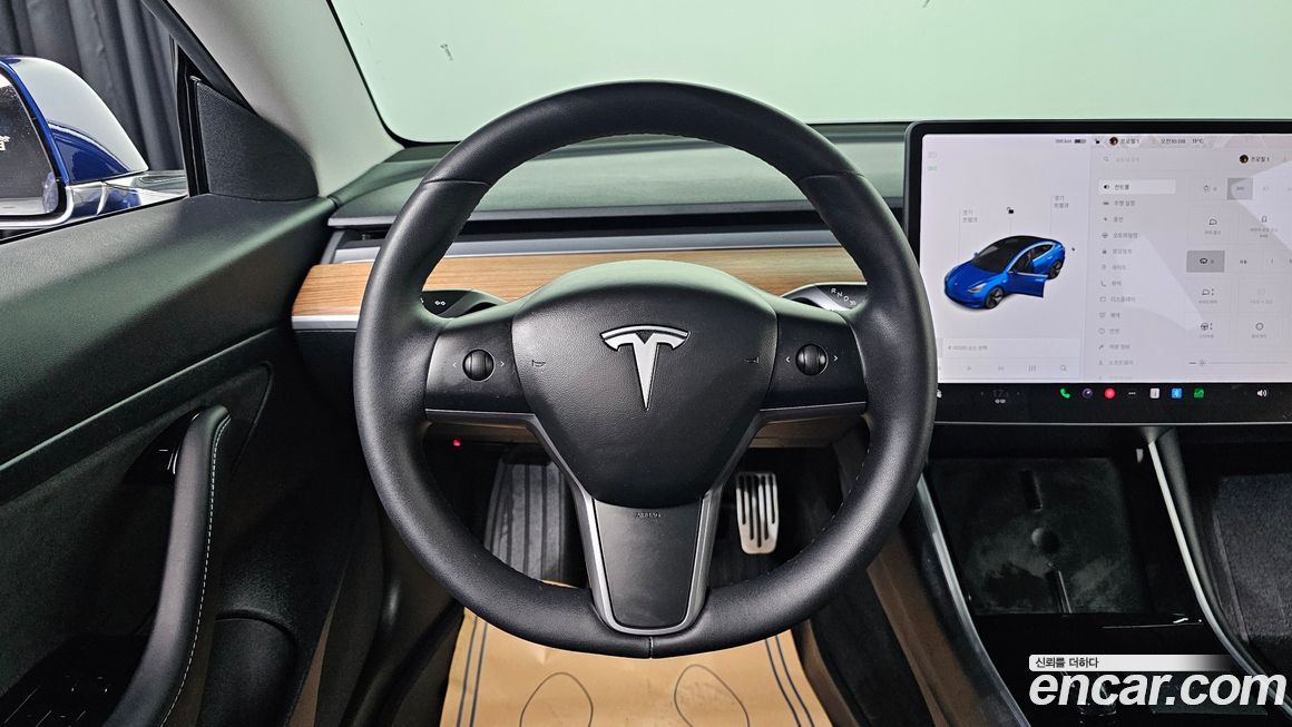 Tesla Model 3 2020