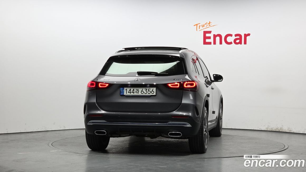 Mercedes-Benz GLA-Class 2020