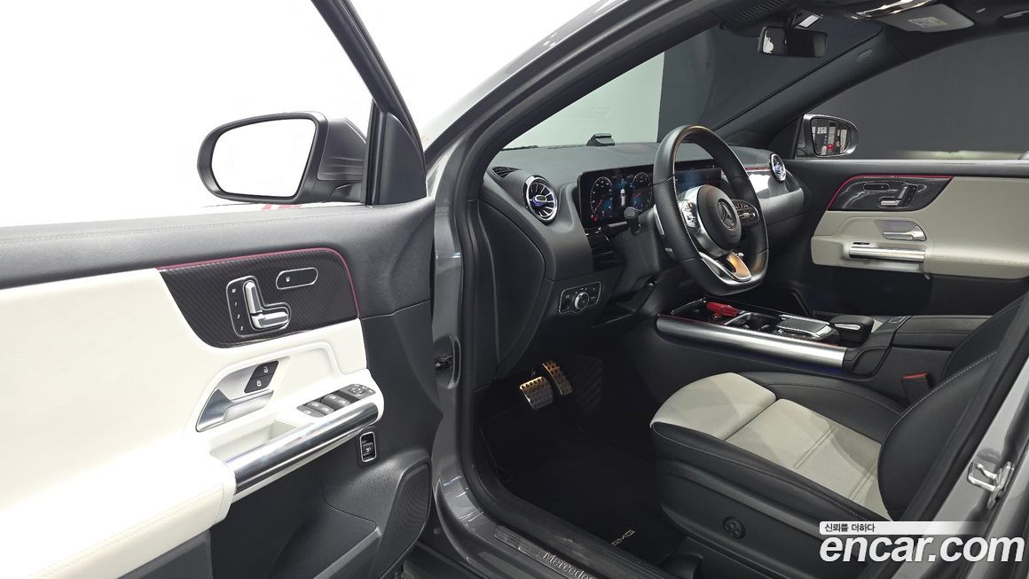 Mercedes-Benz GLA-Class 2020