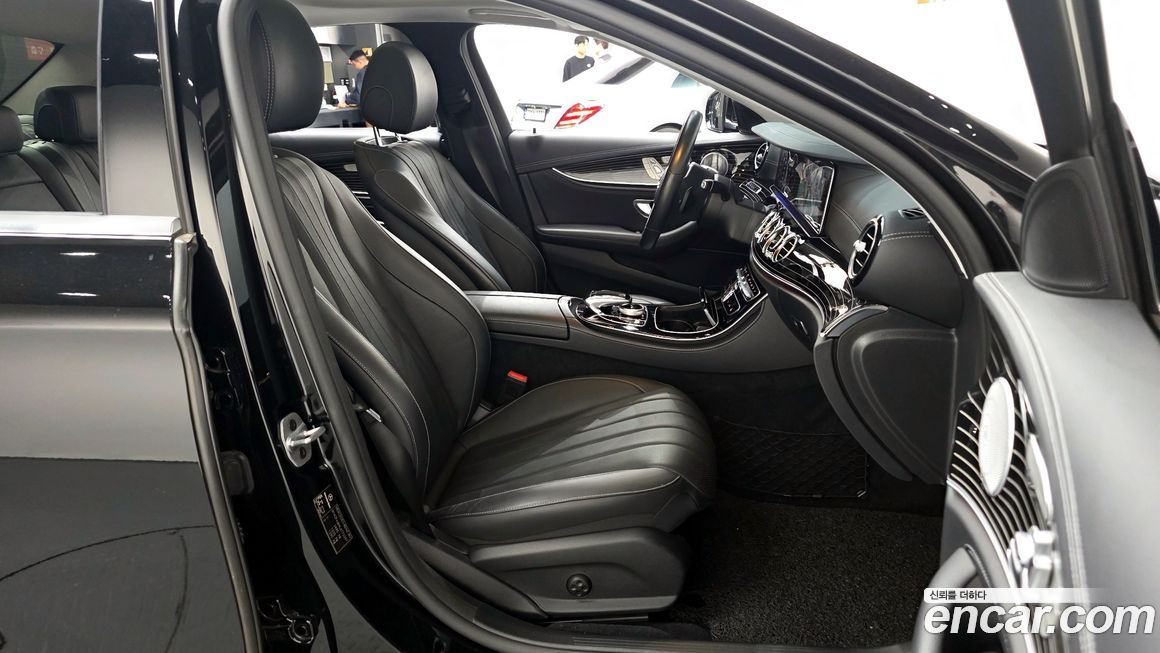 Mercedes-Benz E-Class 2020