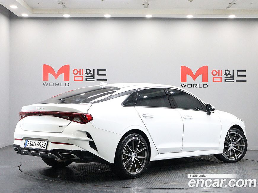 Kia K5 2023