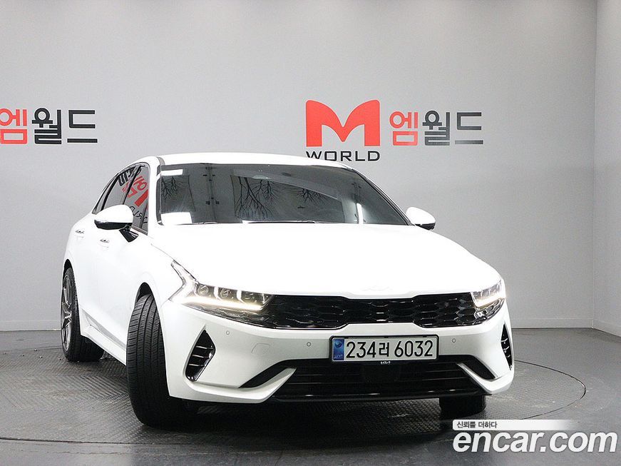 Kia K5 2023