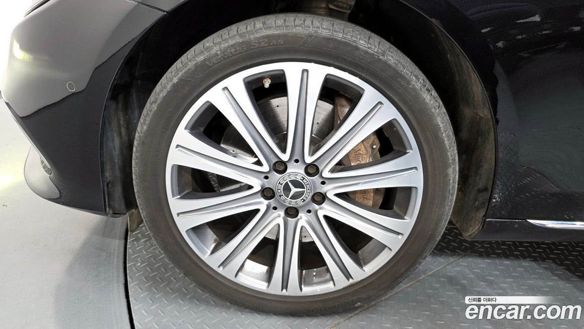 Mercedes-Benz E-Class 2020