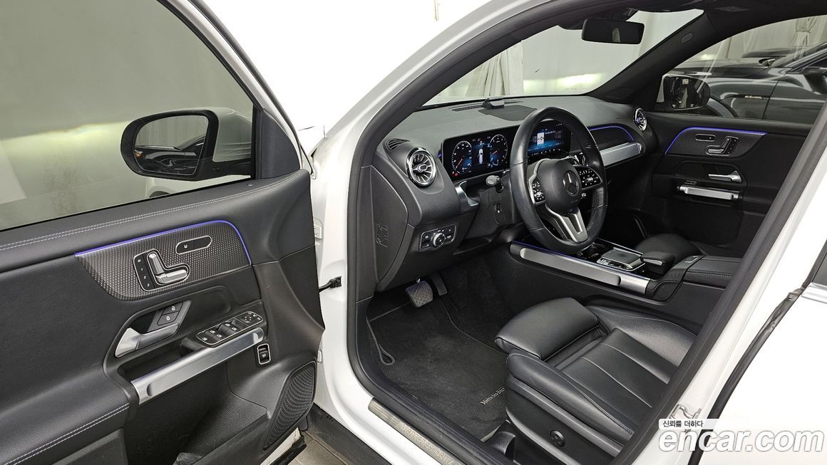 Mercedes-Benz GLB-Class 2020