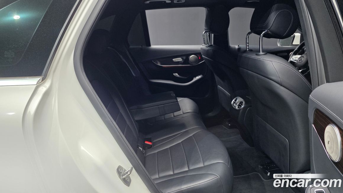 Mercedes-Benz GLC-Class 2020