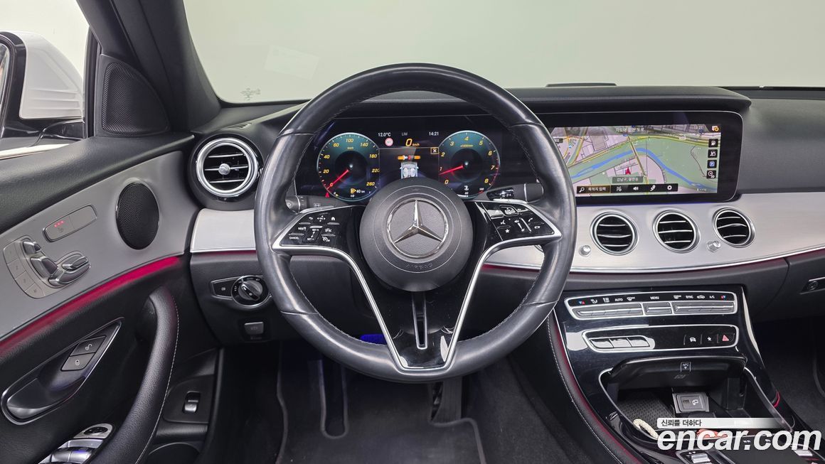 Mercedes-Benz E-Class 2021