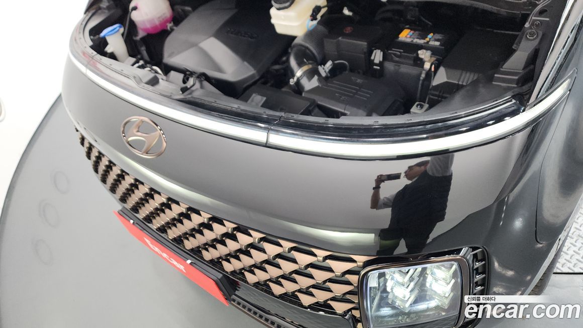 Hyundai Staria 2022