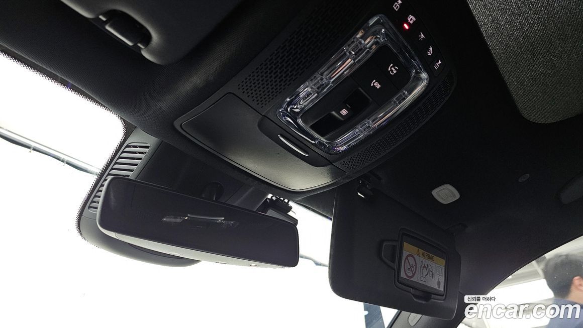 Mercedes-Benz GLB-Class 2020