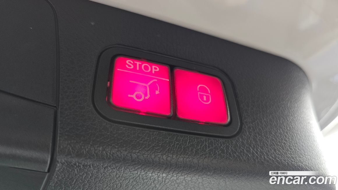 Mercedes-Benz GLB-Class 2020