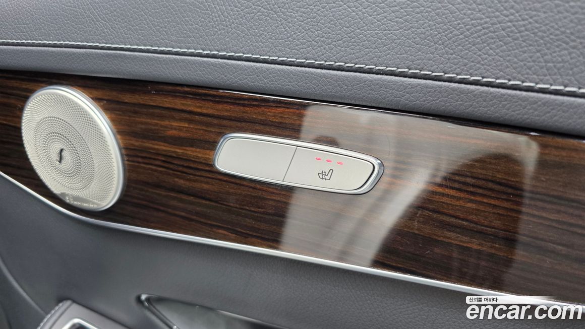 Mercedes-Benz GLC-Class 2020