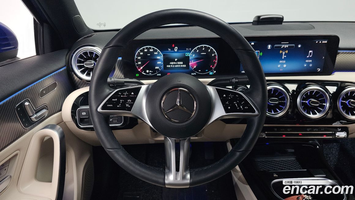 Mercedes-Benz A-Class 2024