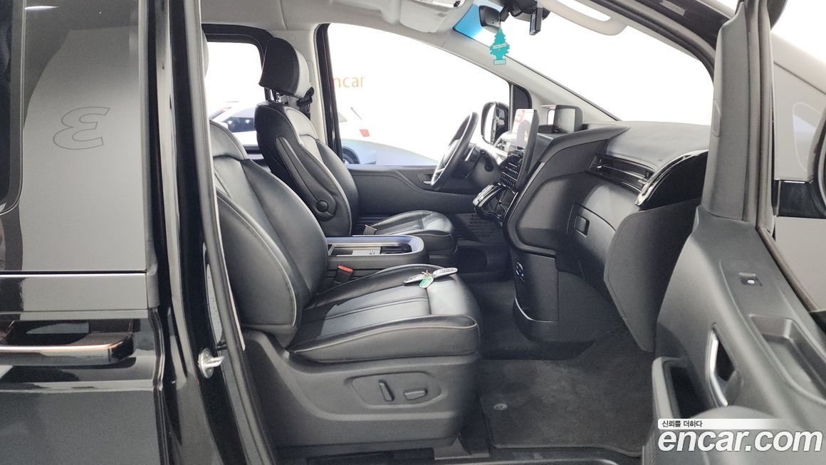 Hyundai Staria 2022