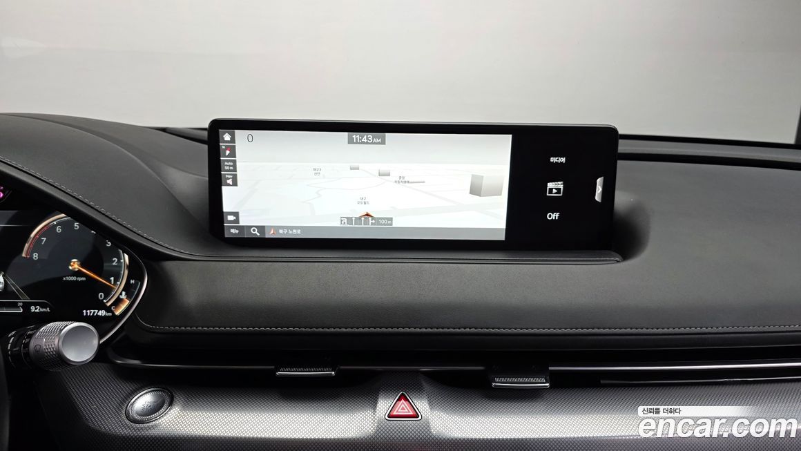 Genesis G80 2021